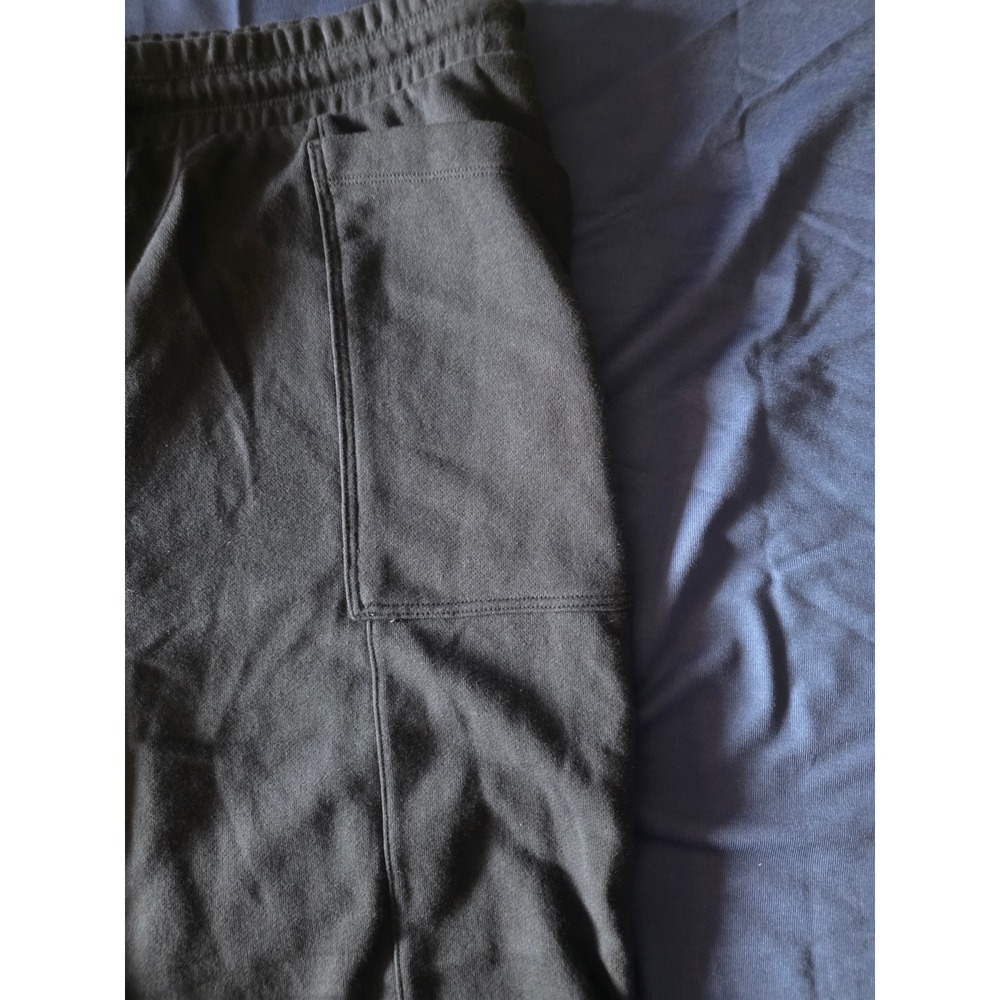 Free Assembly Women XXL Darkest Navy Patch‎ Pocket Sweatpants Shorts/Capris NEW - Picture 2 of 12